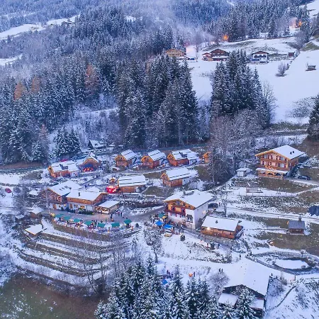 In Wildkogel Near Slopes & Pool Chalet Neukirchen am Großvenediger