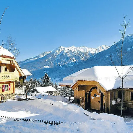 In Wildkogel Near Slopes & Pool Chalet Neukirchen am Grossvenediger