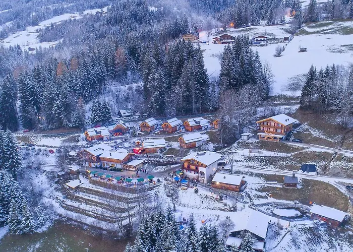 In Wildkogel Near Slopes & Pool Chalet Neukirchen am Grossvenediger