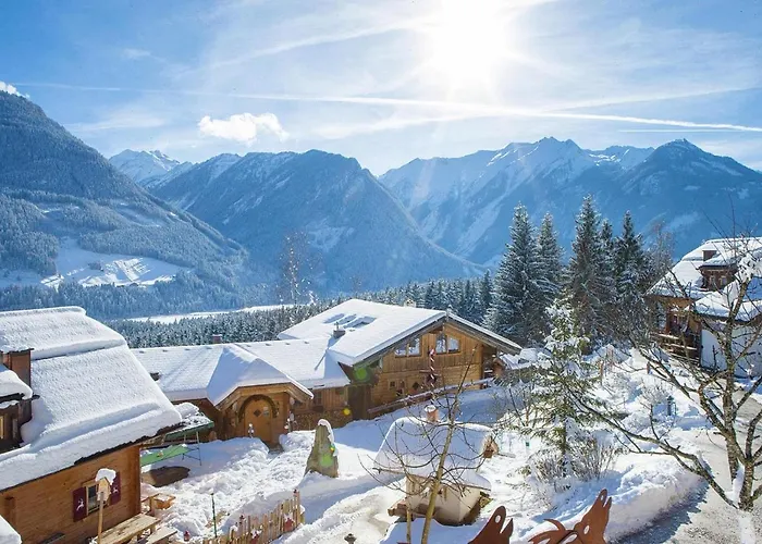 In Wildkogel Near Slopes & Pool Шале Нойкирхен-ам-Гросфенедигер